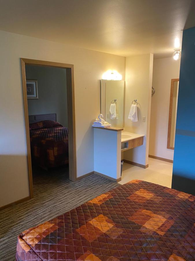 Malibu Inn Lake Delton 外观 照片