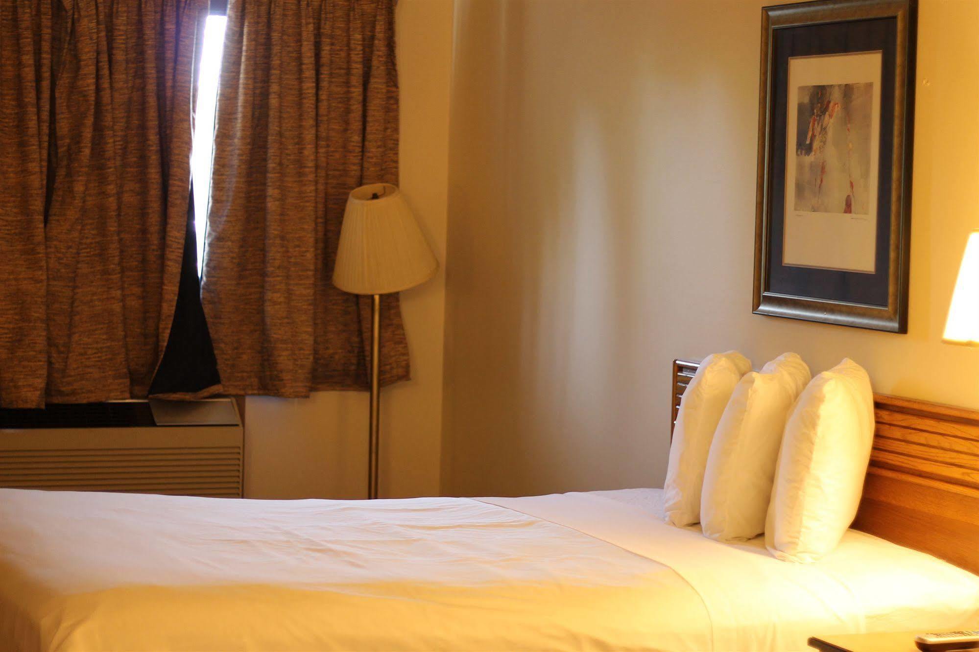 Malibu Inn Lake Delton 外观 照片